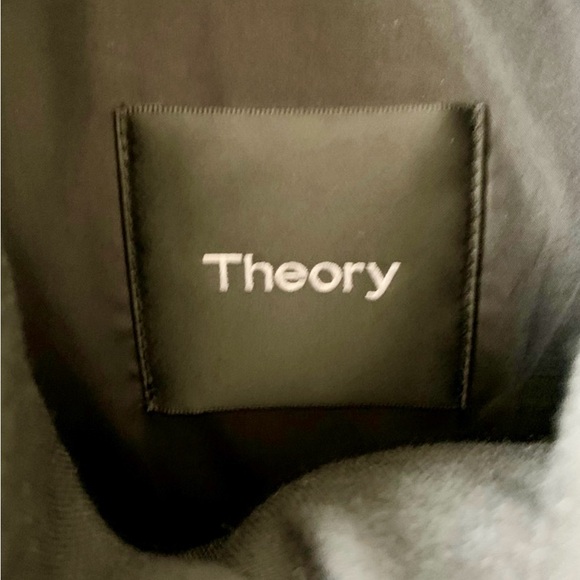 Theory Parker - Picture 2 of 3